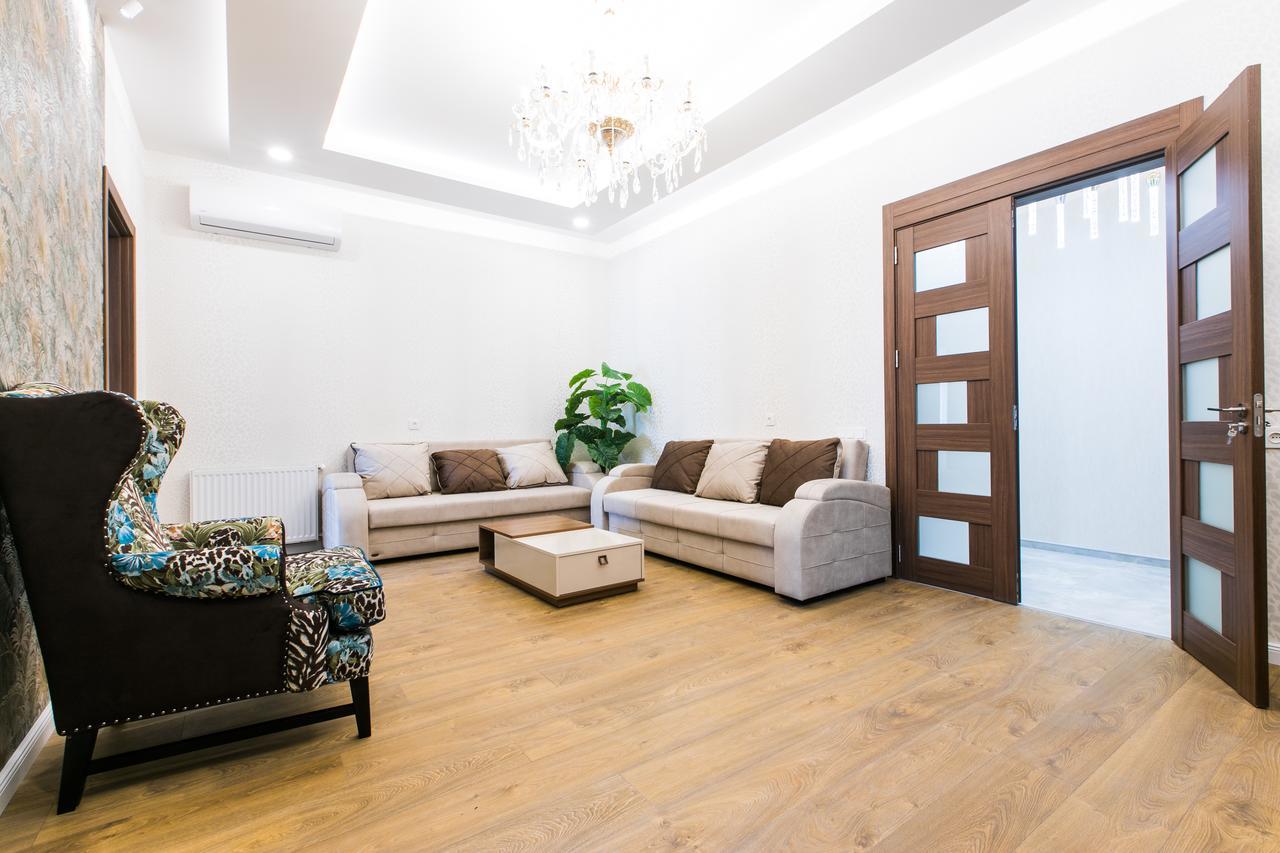 Sweet Home 6 Vip Rustaveli Avenue Tbilisi Ngoại thất bức ảnh