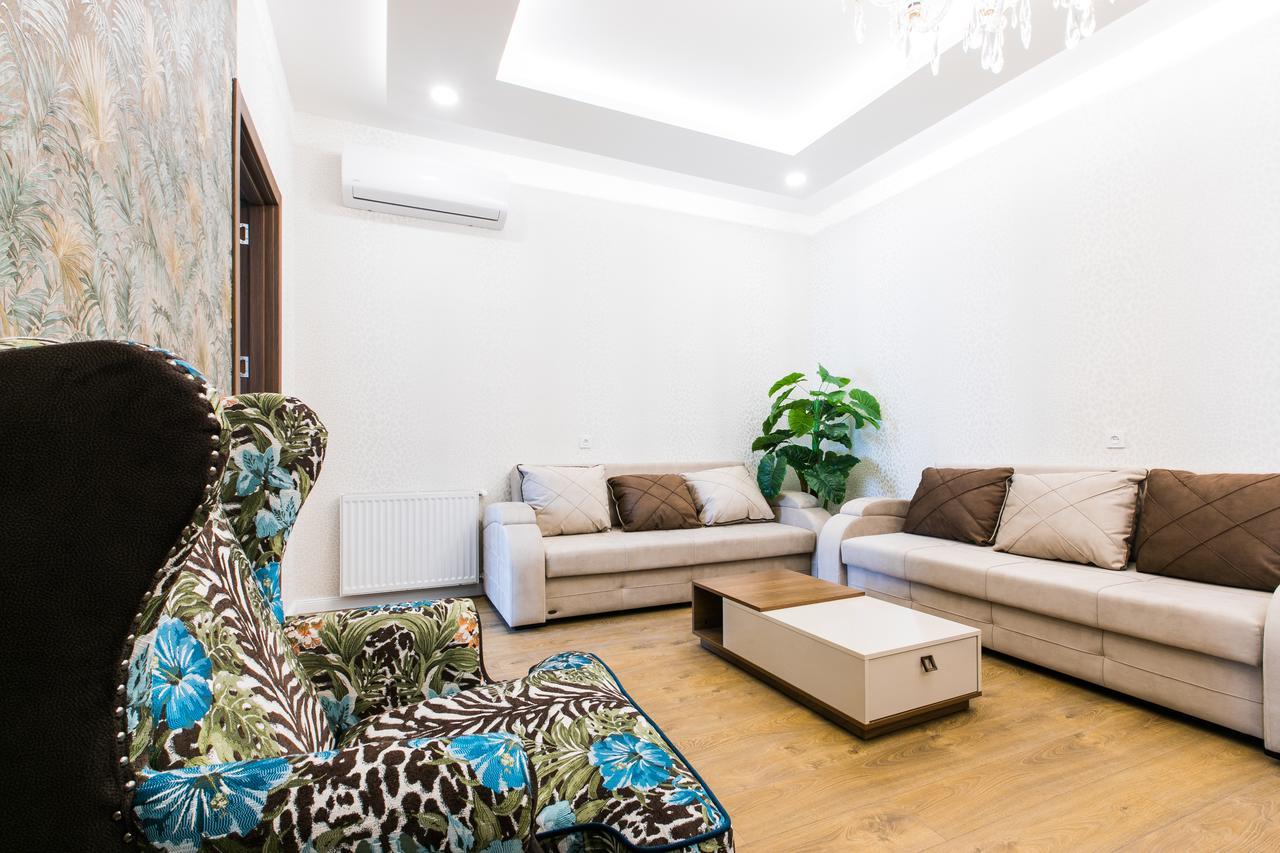 Sweet Home 6 Vip Rustaveli Avenue Tbilisi Ngoại thất bức ảnh
